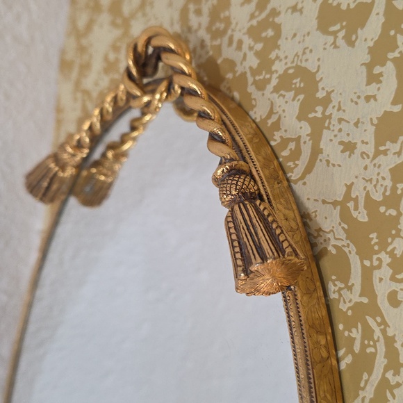 Vintage Oval Mirror vanity Tray golden color Heavy Metal - Picture 9 of 12